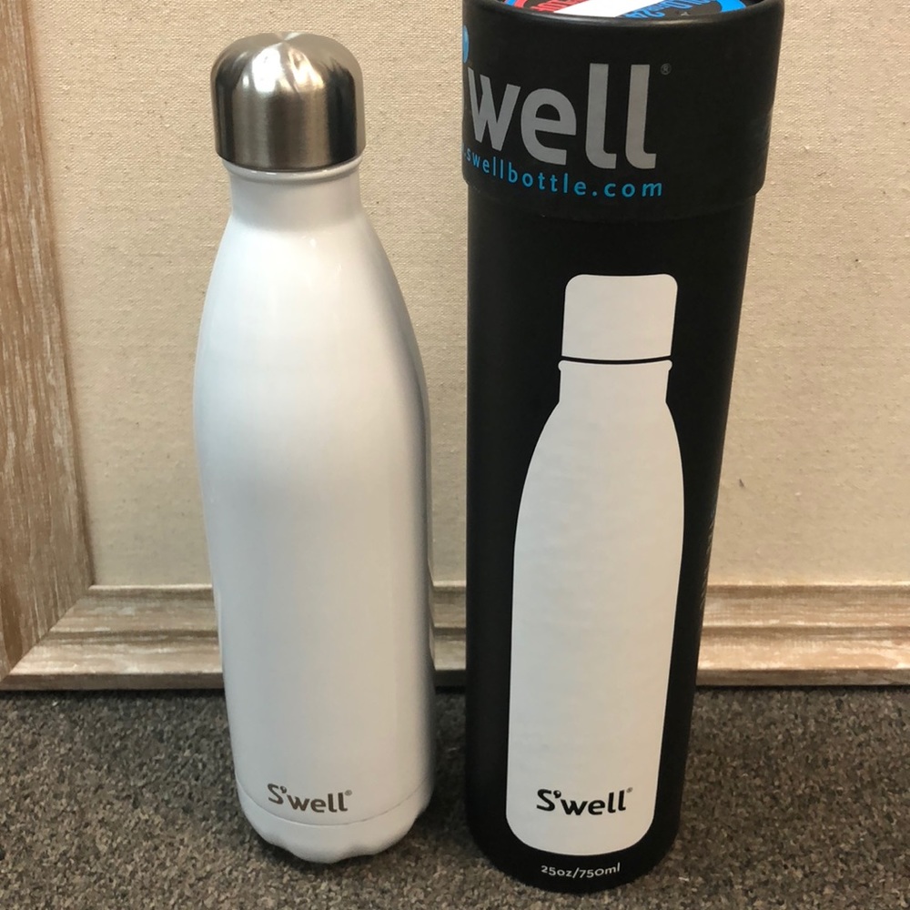Swell 25oz in angel